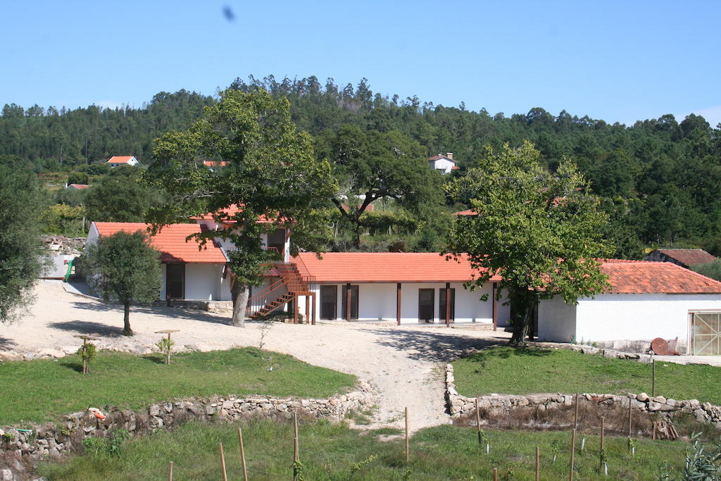 Estabulo De Valinhas Villa Vitorino dos Piães Eksteriør bilde